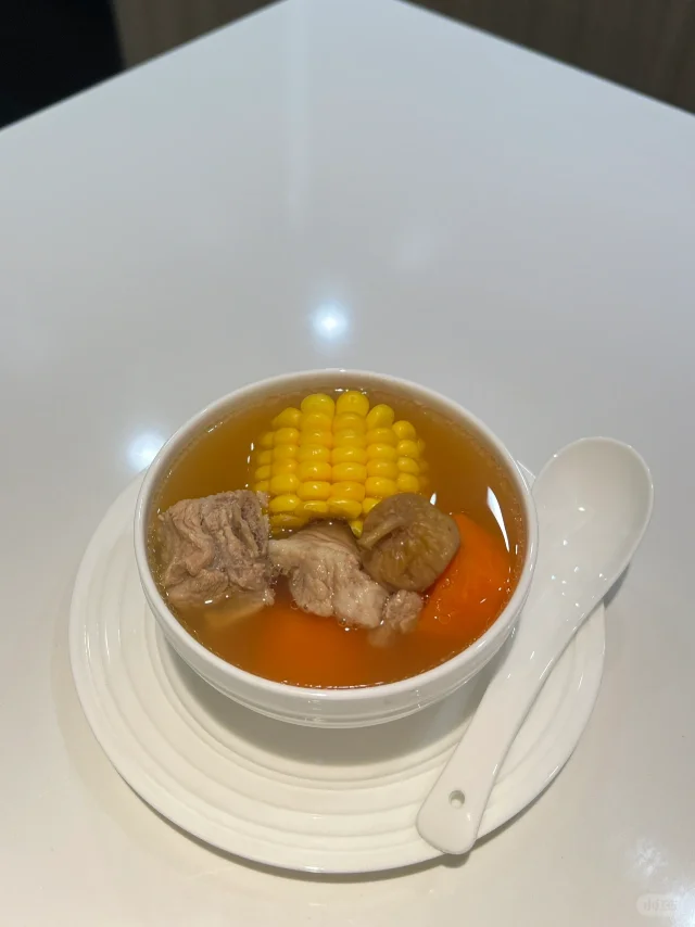 秋季食补|清润无花果胡萝卜玉米排骨汤