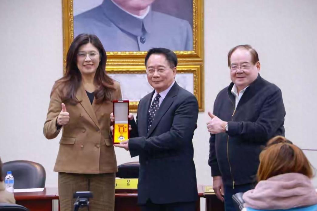 蔡正元：“台湾事实上已经‘台独’”

前立委蔡正元今天在节目中表示，“事实上已经