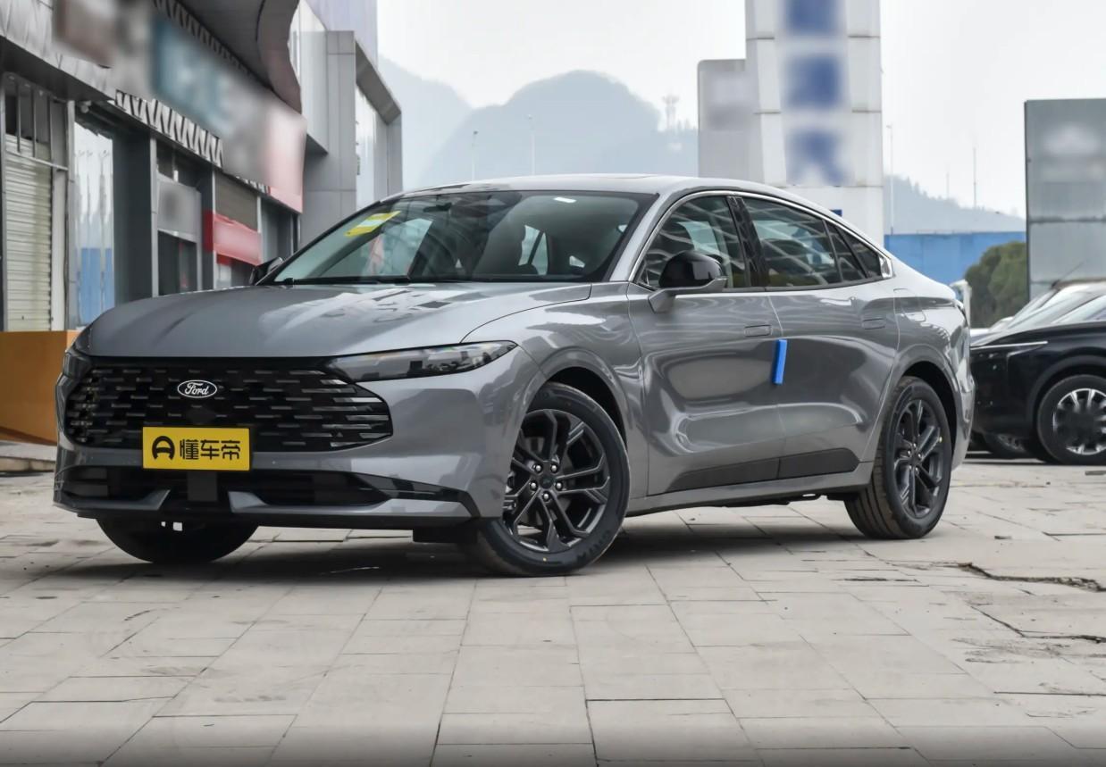 福特也推出油电混动车型了。

蒙迪欧 2026款 1.5T EcoBoost E