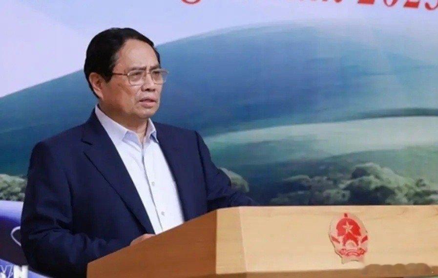 谁能想到，12月18日海南自贸港正式封关，最先坐不住的不是新加坡，而是越南！这两