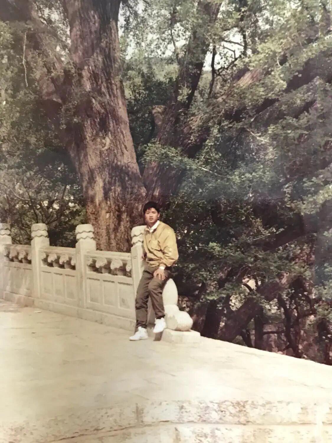 宿迁状元刘强东：500元钱和76个鸡蛋的故事。刘强东曾经在发布演讲时说，他当年去