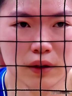 含泪成长，终迎荣光，假以时日，期待张籽萱破风绽放。
五局鏖战的硝烟渐渐散去，2-