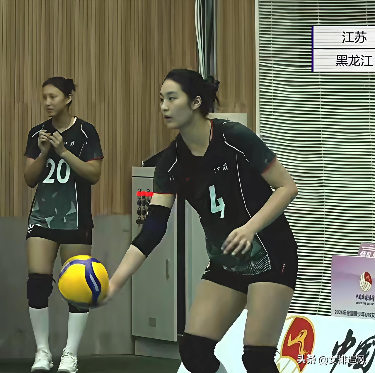 两陈立功，苏青女排三大球资格赛胜黑龙江
10月20日，江苏青年女排三大球资格赛小