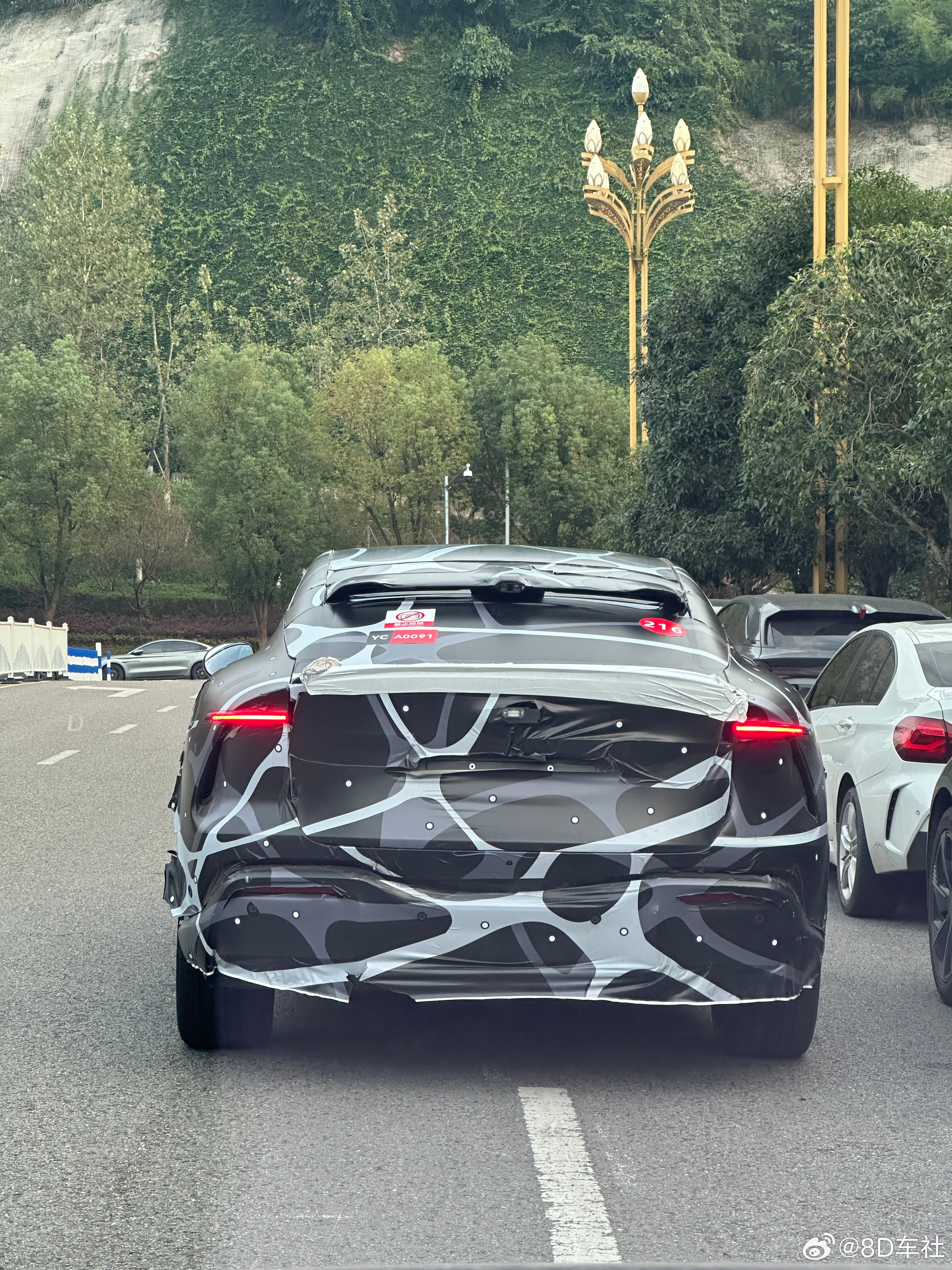 来，各位大神，猜车！坐标重庆重庆[超话]新能源汽猜车  ​​​