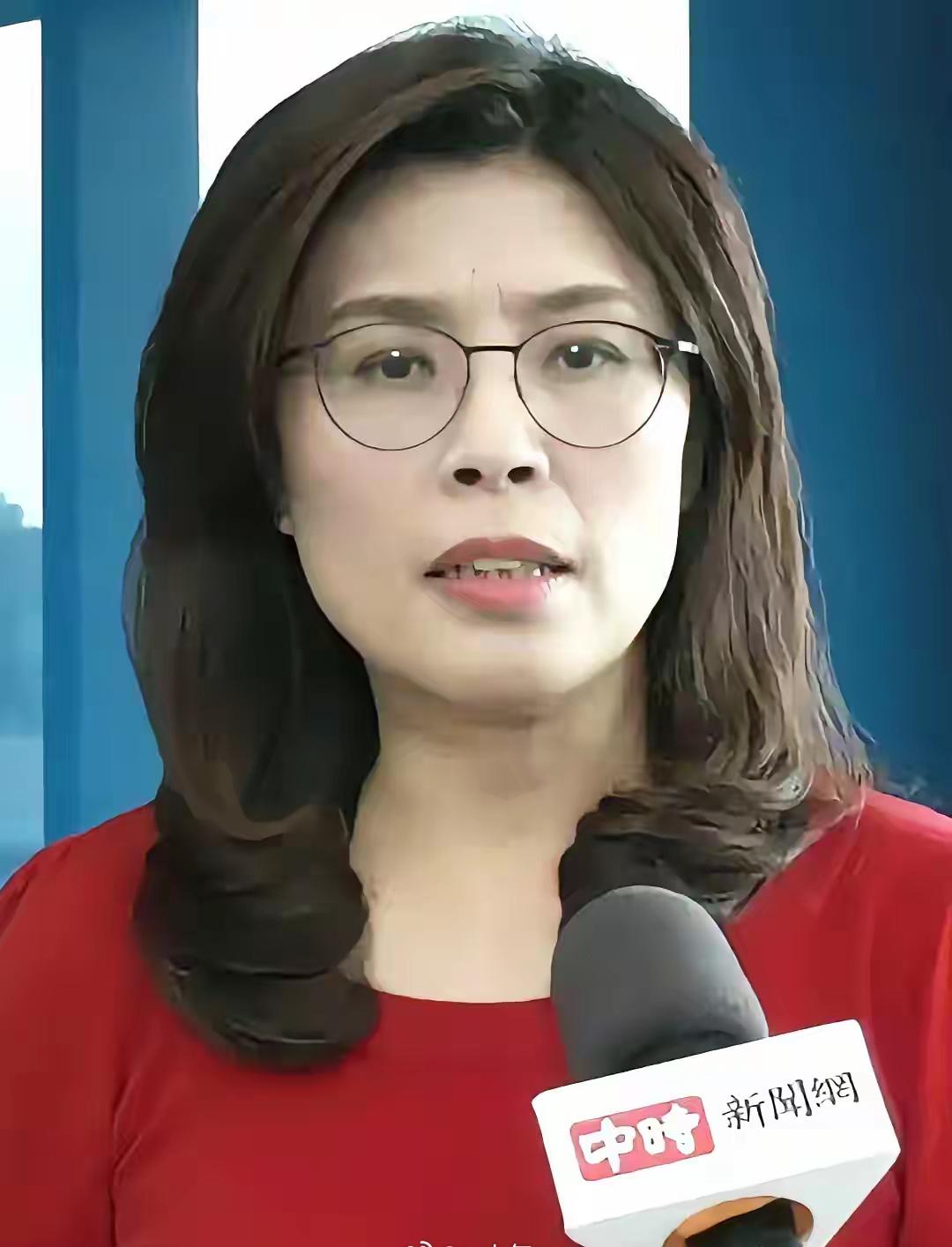 郑丽文参选有底气！


郑丽文参选党主席拿出三百万
钱是家里给的，
丈夫直接转账