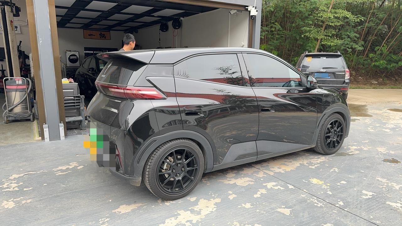 海鸥绞牙开发完毕！
这车身姿态就顺眼很多
改善了跑深中通道不够稳定的问题[灵光一