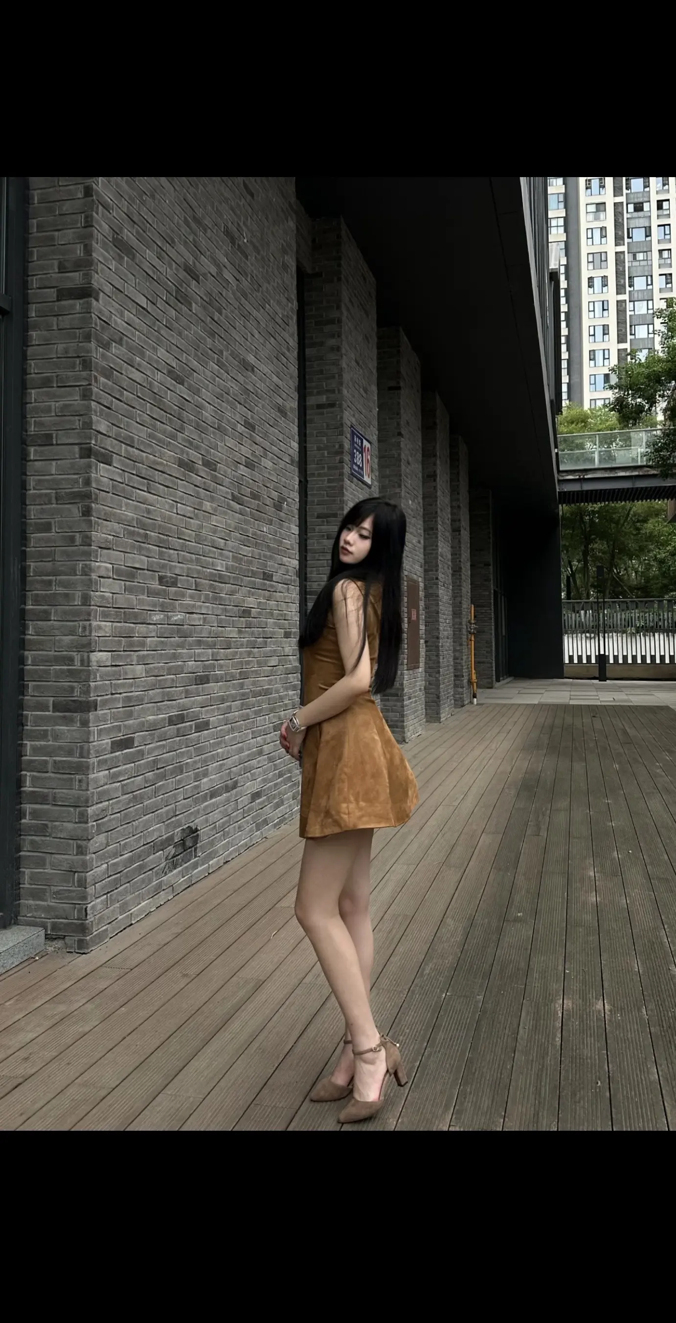 对不起 我又把你当成是他了。