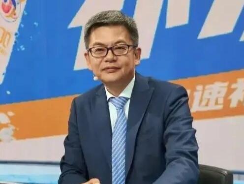 大胜背后的隐忧！苏群点破亚运男篮的现实难题
 
小组赛三战全胜，中国男篮交出亮眼
