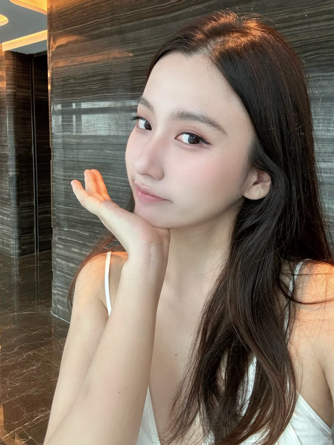 首先！你要拥有一张干净的脸😼