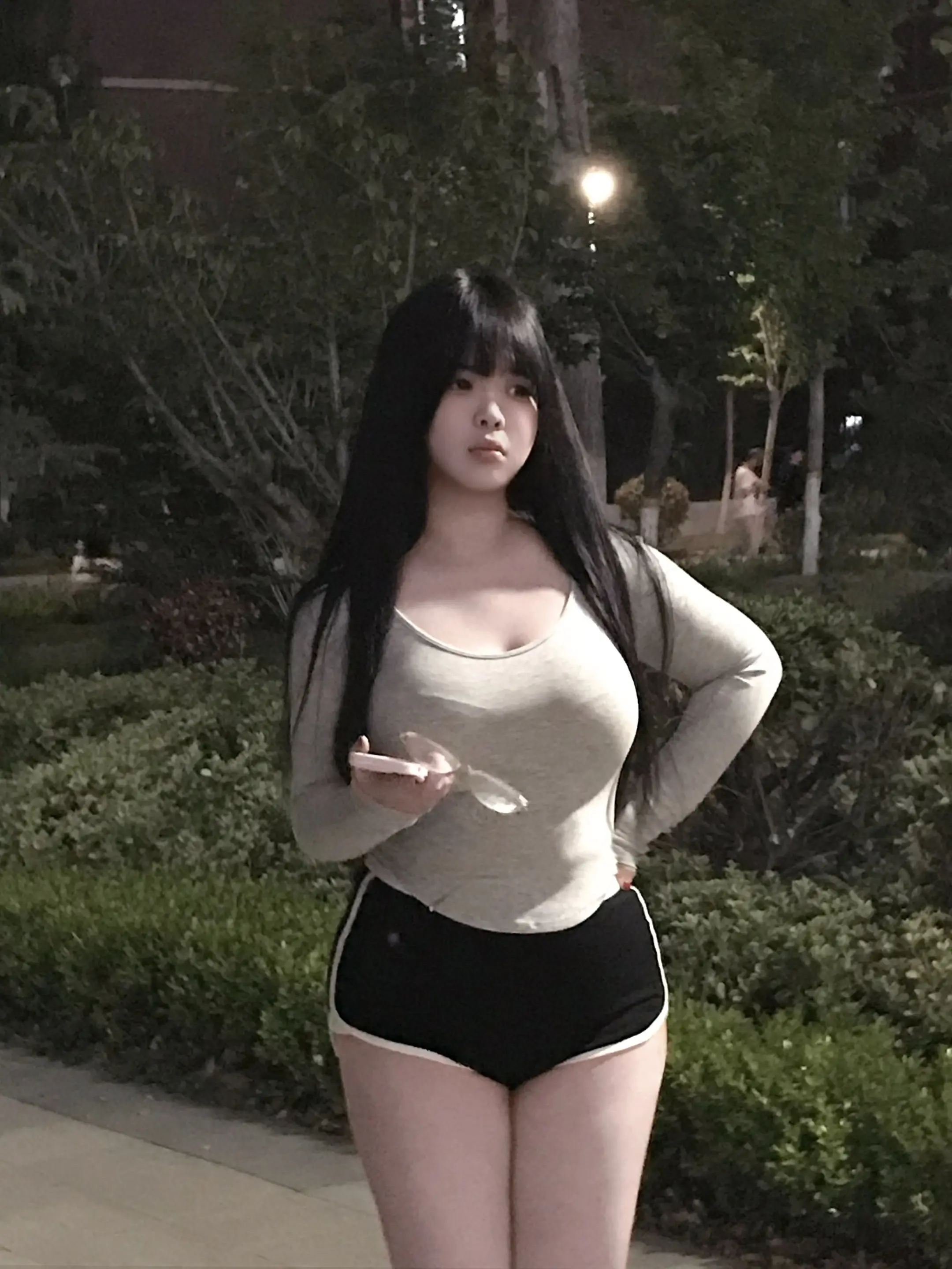 可是我就想让你为了我对别人坏呀