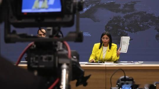 外媒报道：委内瑞拉谴责美国“海盗行为”

委内瑞拉谴责了另一艘油轮在其海岸被扣押