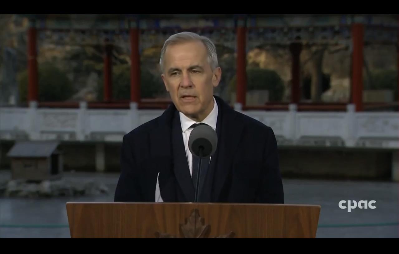 加拿大总理卡尼解释了自己如何从大选前称中国是加拿大的"最大安全威胁"，到大选后宣