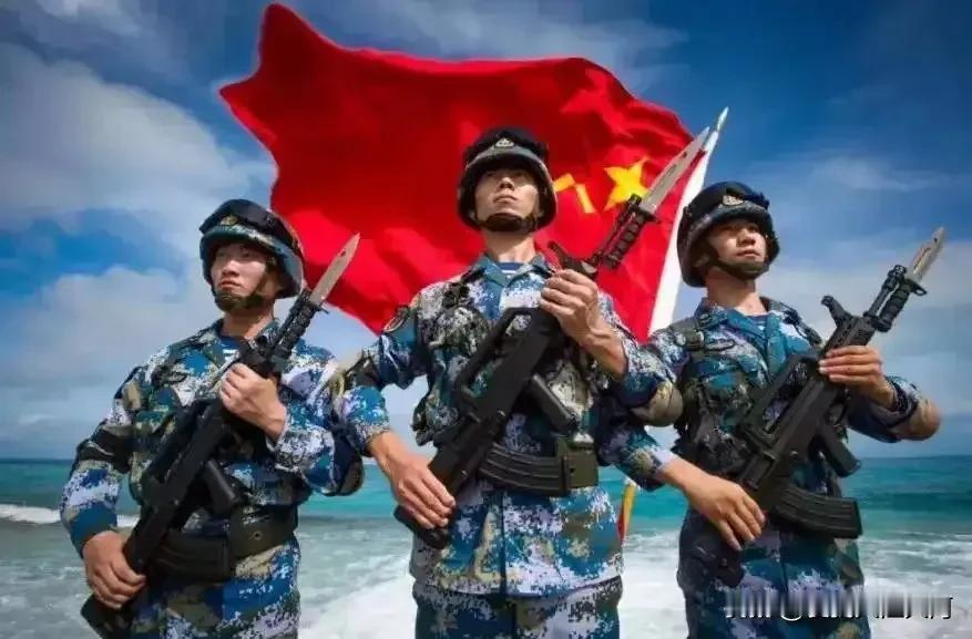 静观大洋浪平息，
雲雾诡异喑流急；
长城壮士吞日月，
海疆御外三万里。
   自