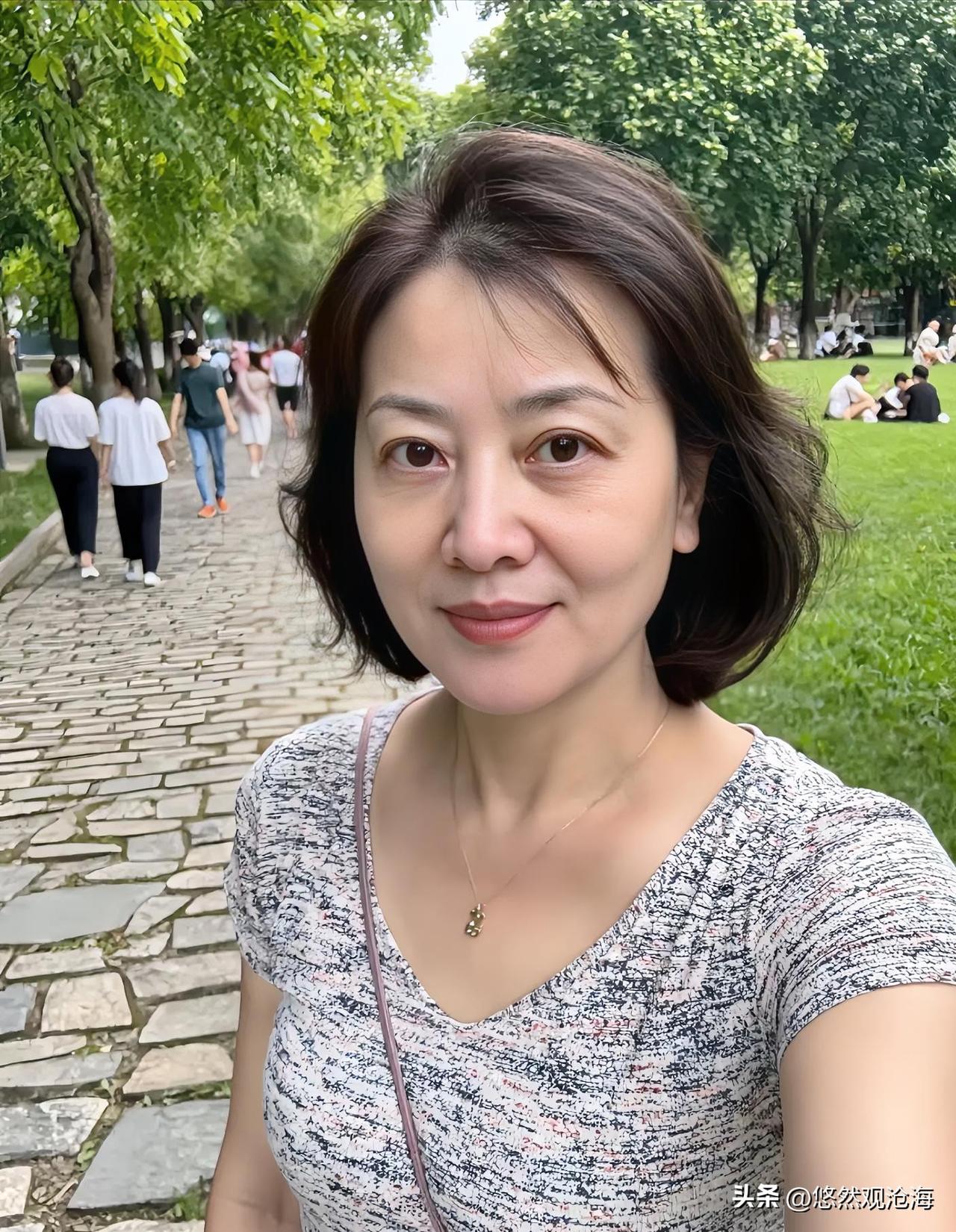  最怕陌生人问年龄！今天在外游玩，一句问话把我整emo了

今天出门散心，本来心