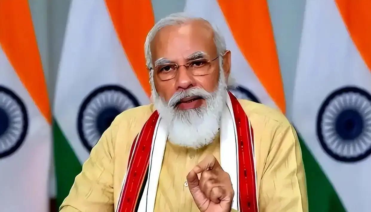 霍尔木兹海峡被伊朗封锁后，全球五分之一石油通道瞬间断裂，印度能源命脉直面崩盘——