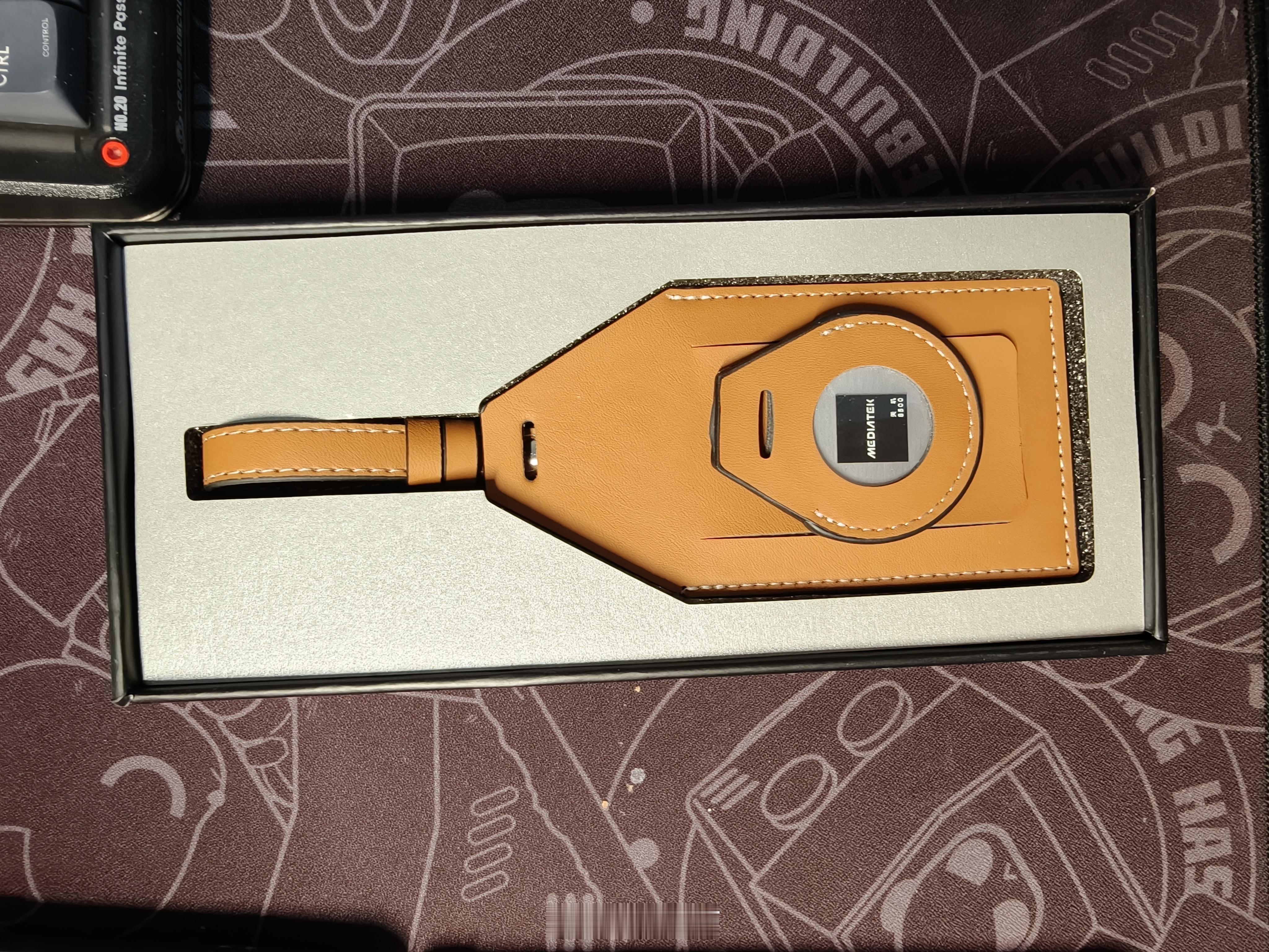 抽个小玩意联发科的行李牌里面有一个天玑9500s芯片可用于收藏，铁粉评论就行以后