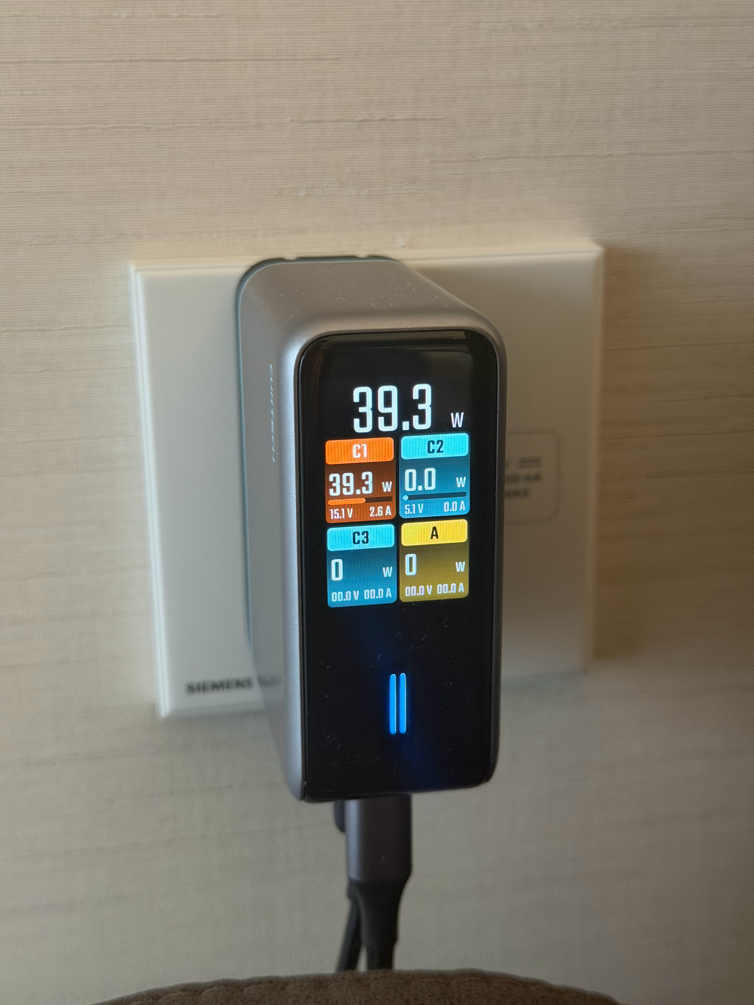 以前不理解充电器显示功率实际用了发现，哈哈好玩儿，有点意思C1是17PM 29%