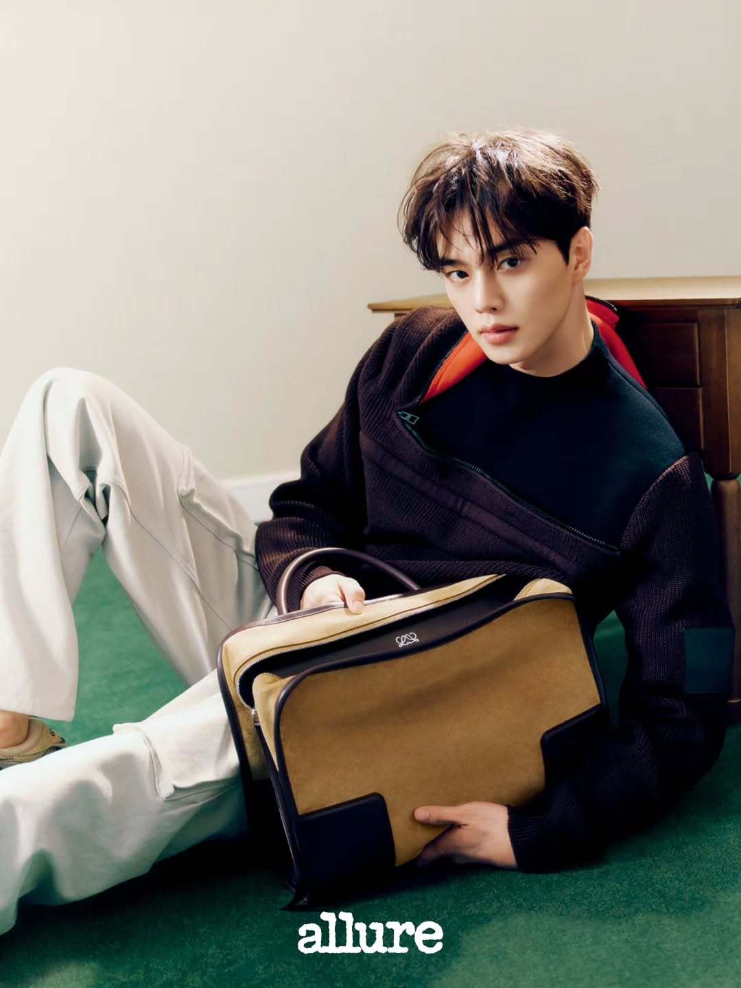 宋江 OFF THE BEAT——宋江 × Allure Korea 8月刊每日