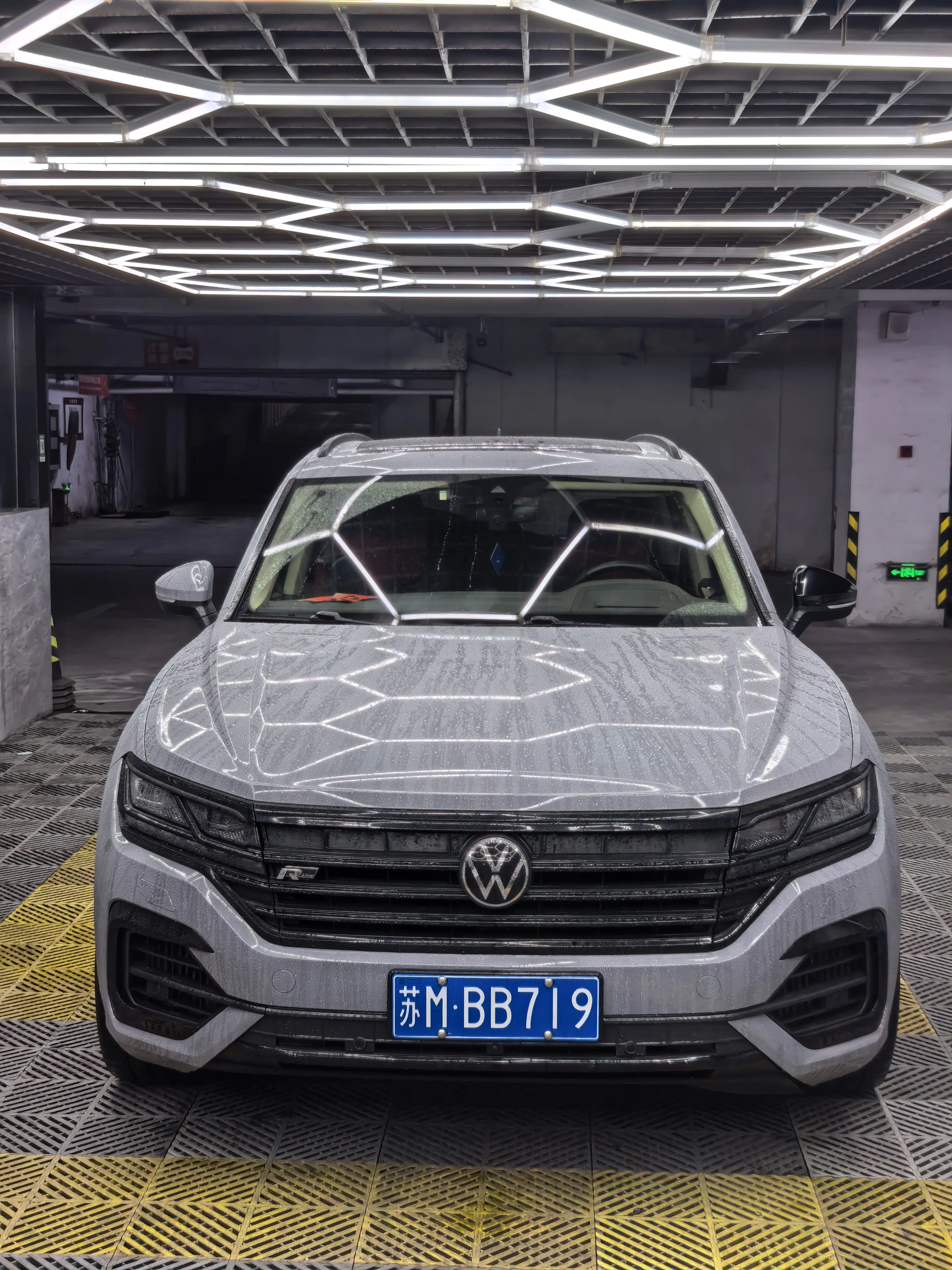 兄弟们满意吗。