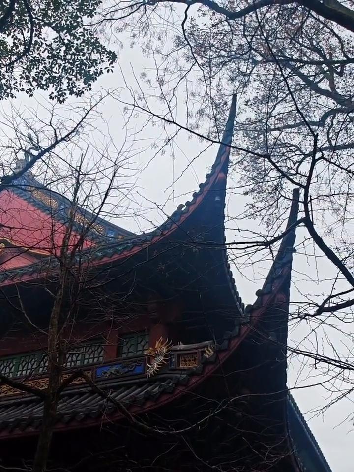 这里王一鸣，好好看，还有什么给他转身，会微笑谁的心事是压在一地。圣诞节。