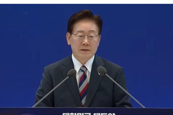 李在明豪砸37.2兆拚AI霸权！打造第二半导体聚落直指台湾　抢攻AI新时代

韩
