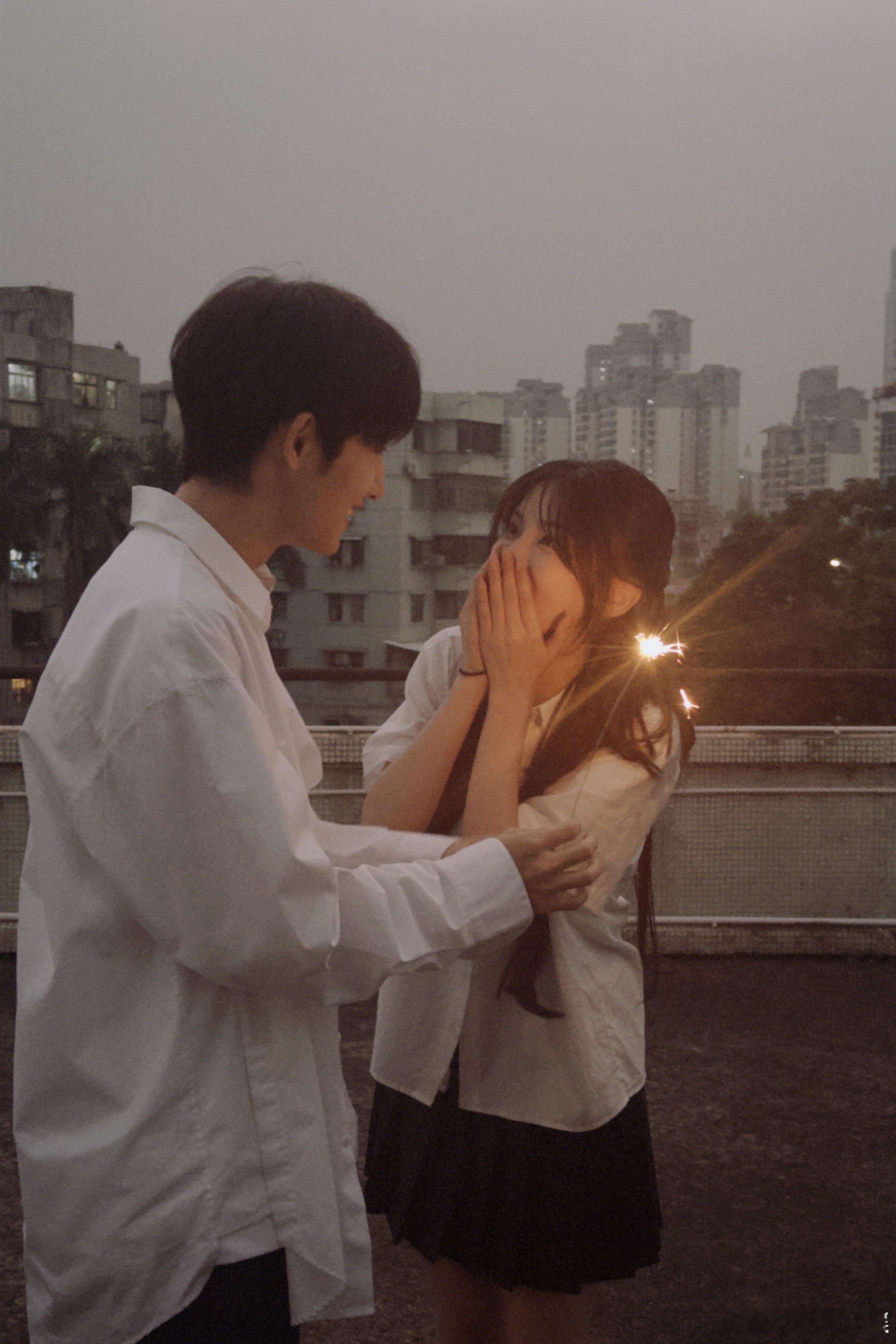 董思成猫的树严选 董思成的气质太贴角色！陈砚周的清秀温柔被他完美诠释，猫的树严选