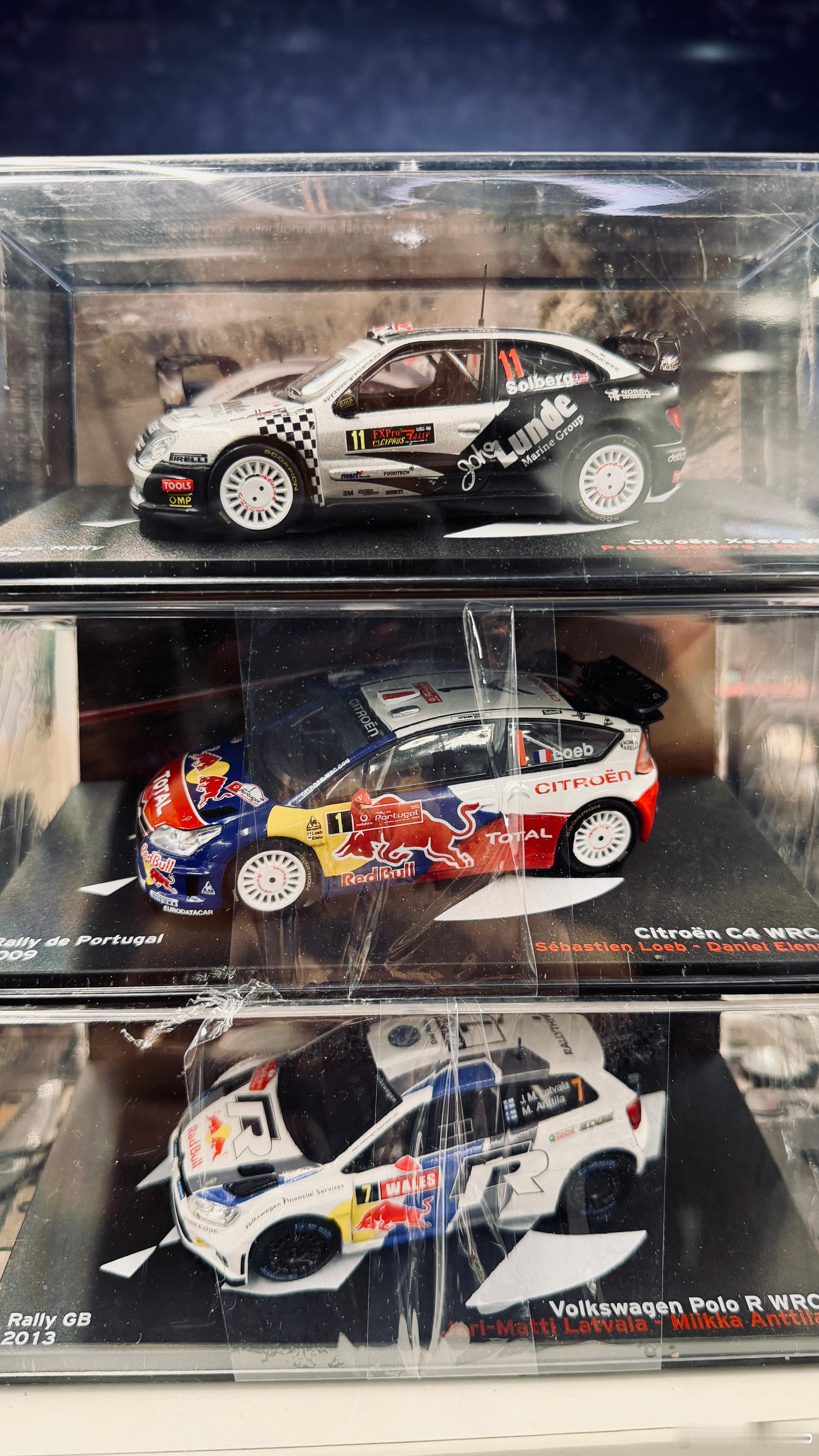 早安各位！今天整点小拉力摆桌上，帅不帅🙈 