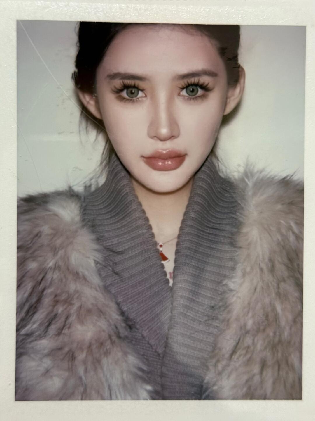 这个世界上又少了一张撕拉胶片
