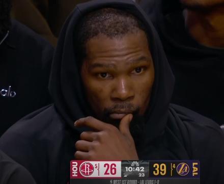 杜兰特刚下去一小会 火箭已经崩盘了 火箭vs湖人nba季后赛