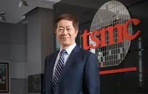 台积电前任董事长曾公开发话：倘若中国大陆动用军事手段处理台湾议题，最终摆在眼前的