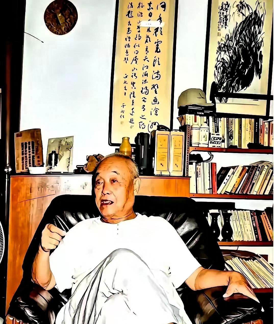 见过脸皮厚的，真没见过把无耻直接刻进骨灰里的。活到97岁，背着无数地下党先烈沉甸