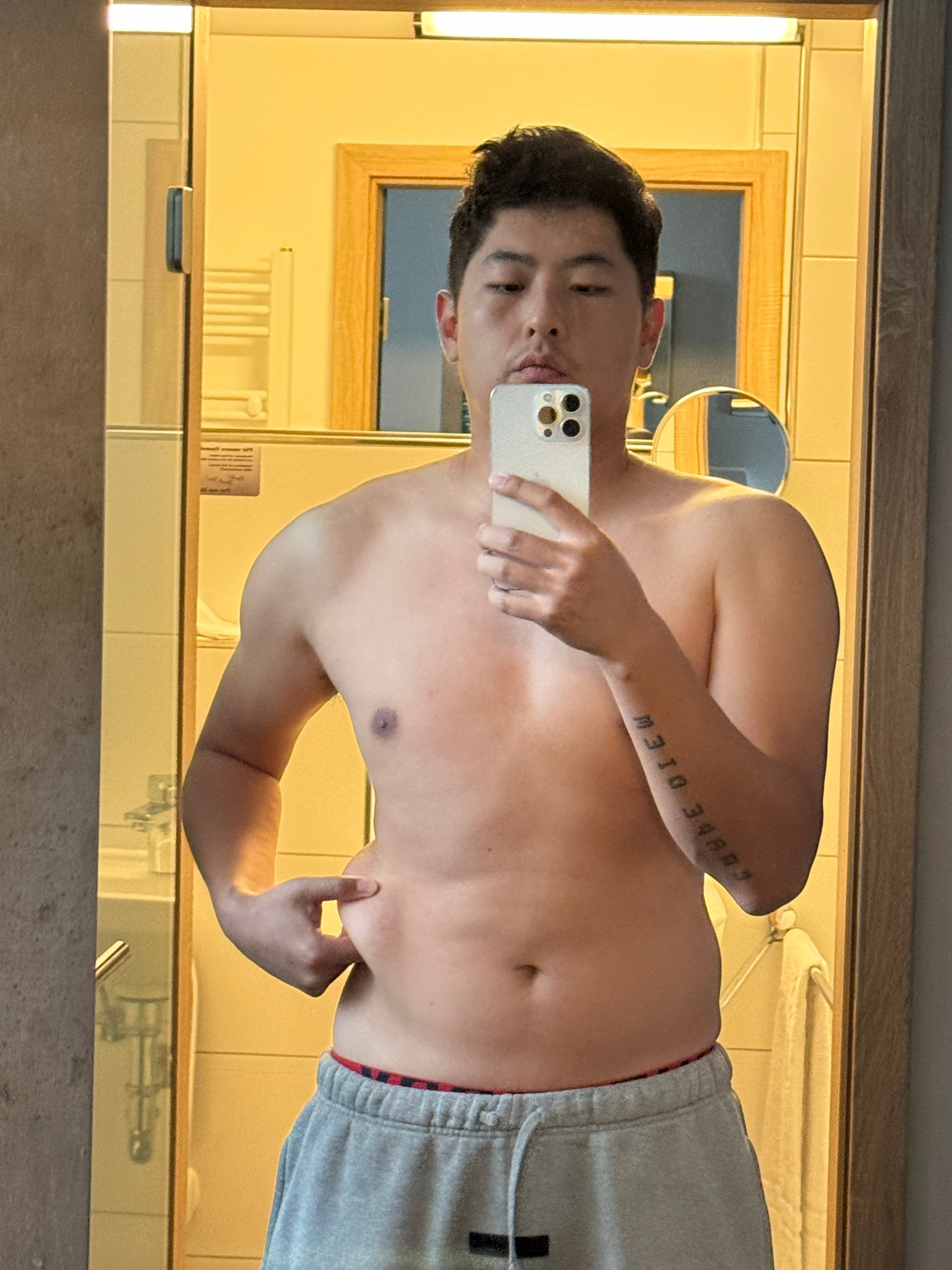 【84KG到69KG】DAY15：目测80KG最近没更新，但是目测好像是快到80