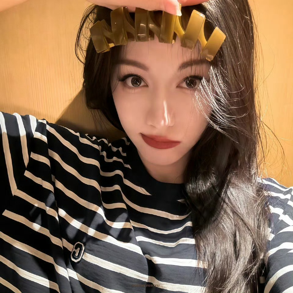 迪丽热巴功夫女足 dlrb迪丽热巴钰珑 我攒了好多年的温柔和浪漫都要快点给你