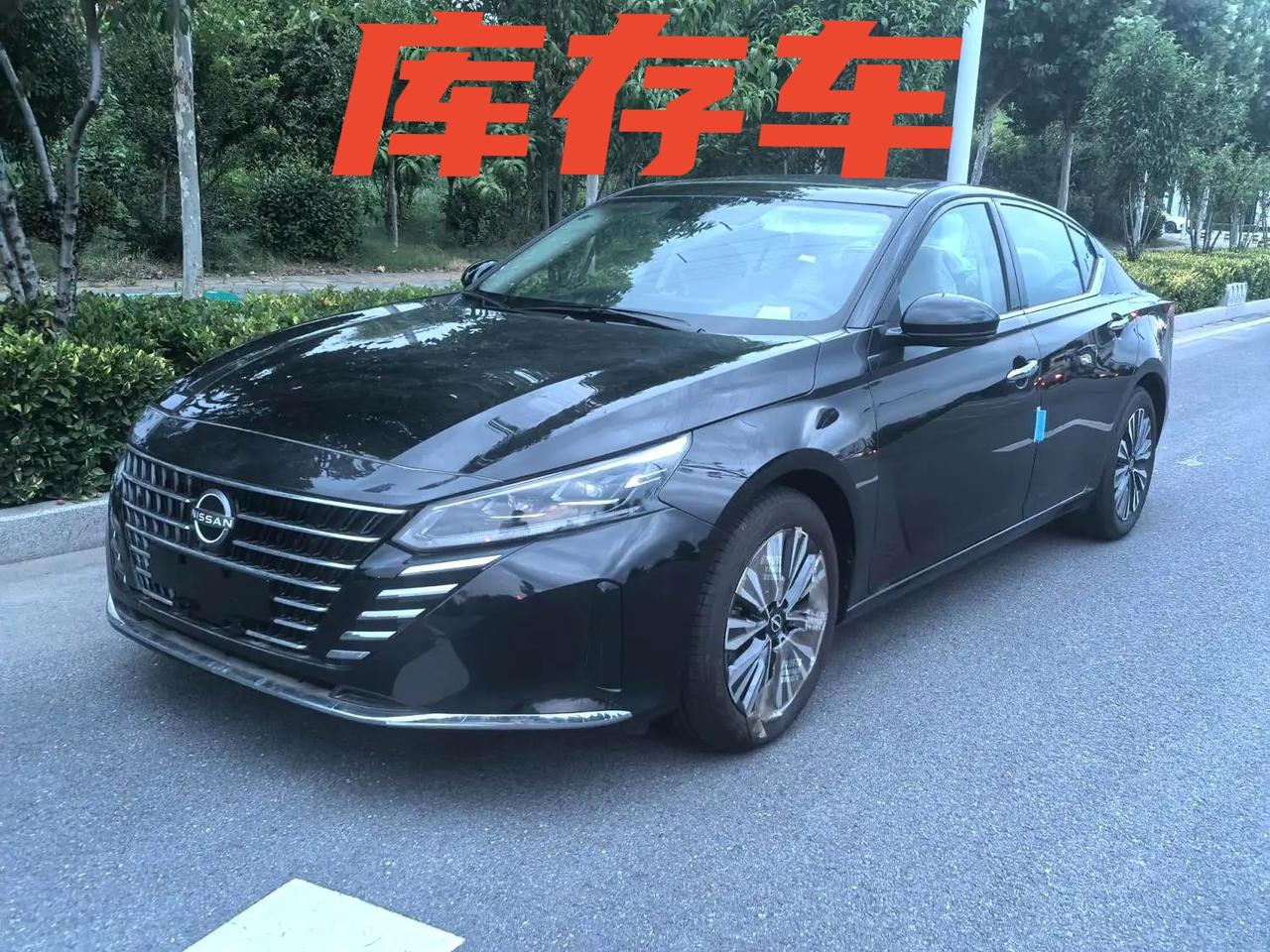 车型:日产 2022款 天籁 2.0 无级 XL-TLS 悦享版
​车况:原版原