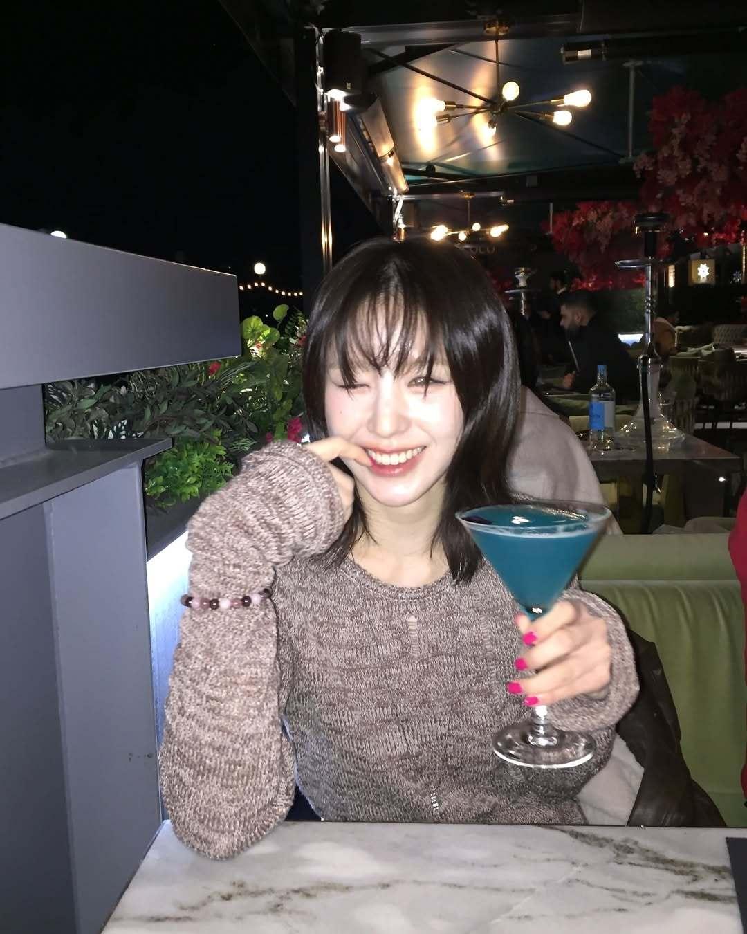 田姬振  ins更新A lovely day in London˚ෆ*₊*･ ​
