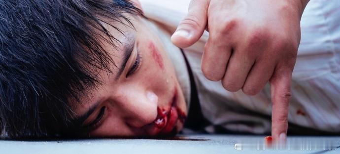 王安宇生理性演技王安宇呕吐戏是自己抠吐的王安宇演技真的让人狠狠怜爱，在《爱是愤怒