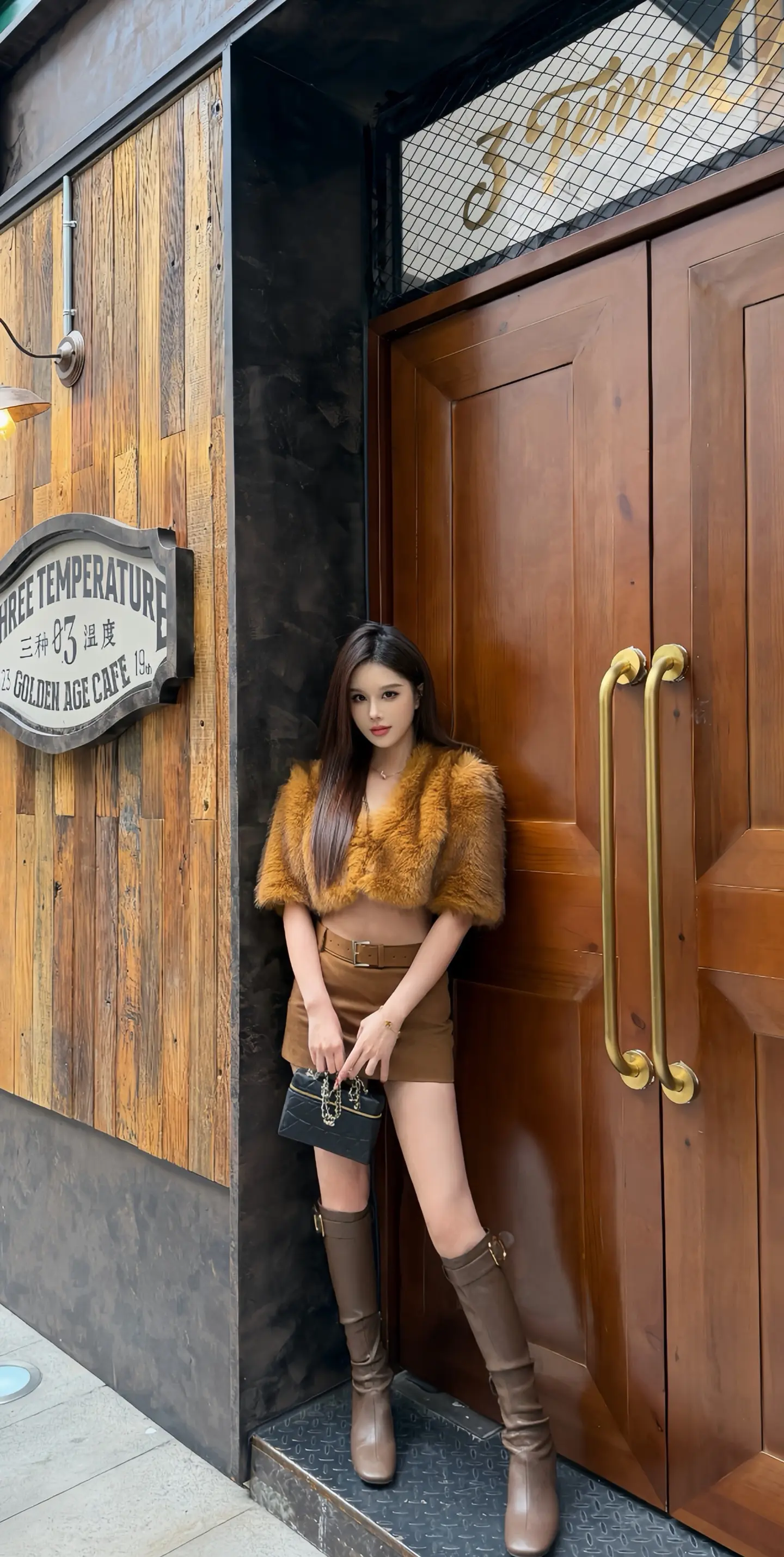 等我没兴趣了 你就老实了。