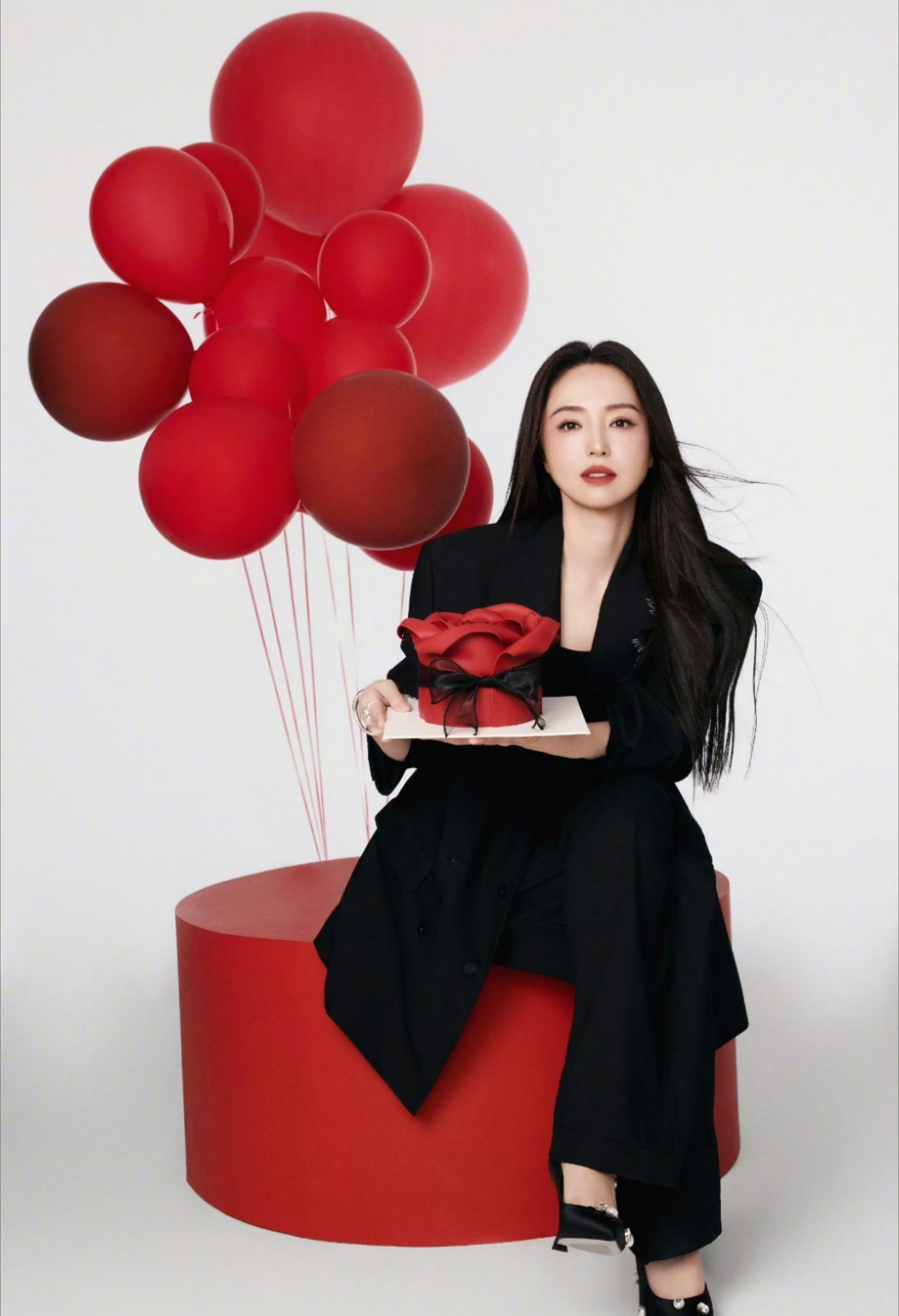 董璇生日快乐哟，愿今后的每一天都是阳光的！！ ​​​