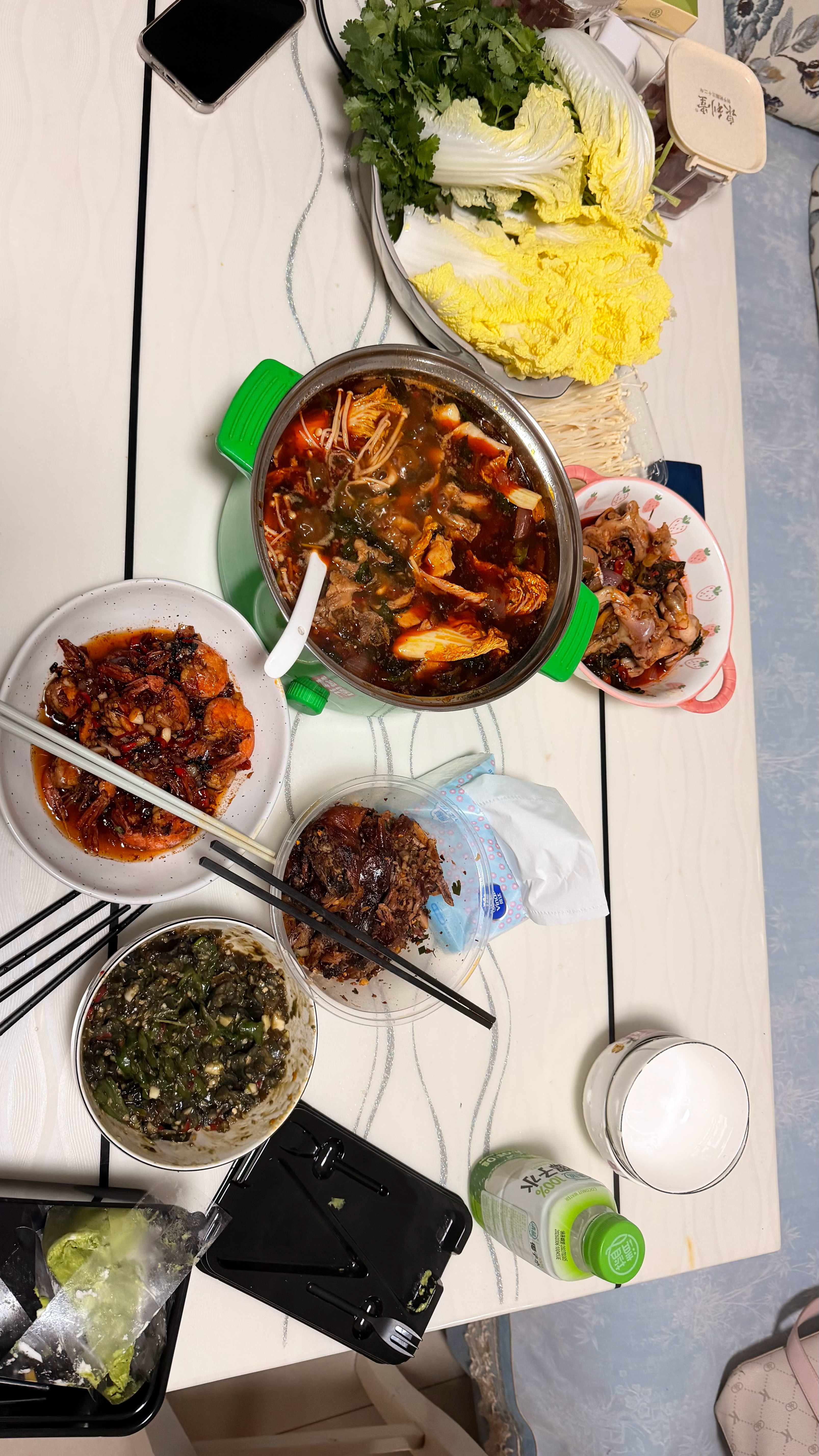 蹭饭 