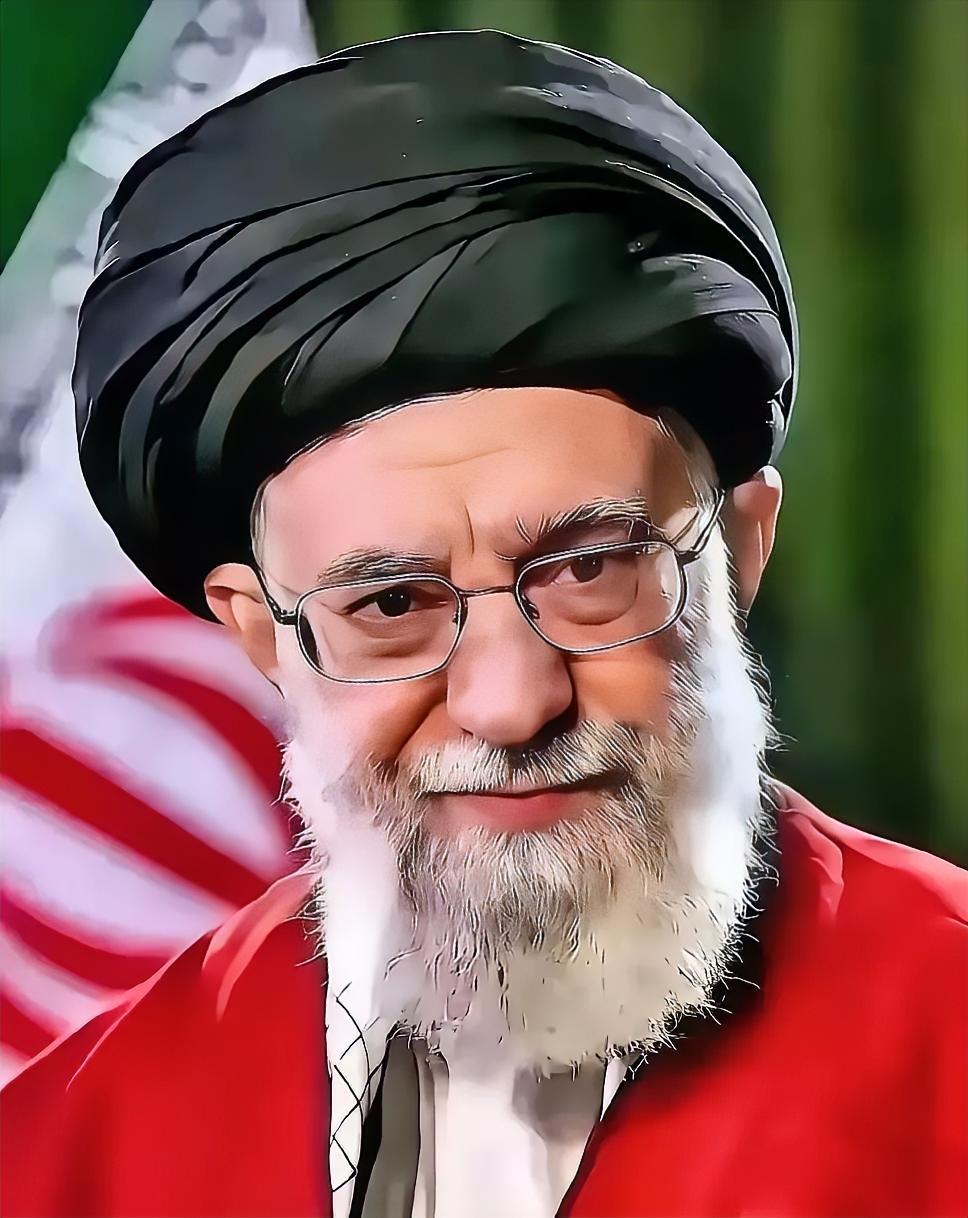 打脸美以！伊朗石油设施被炸，官宣2个月恢复八成产能，霸权打压彻底失效
 
伊朗传