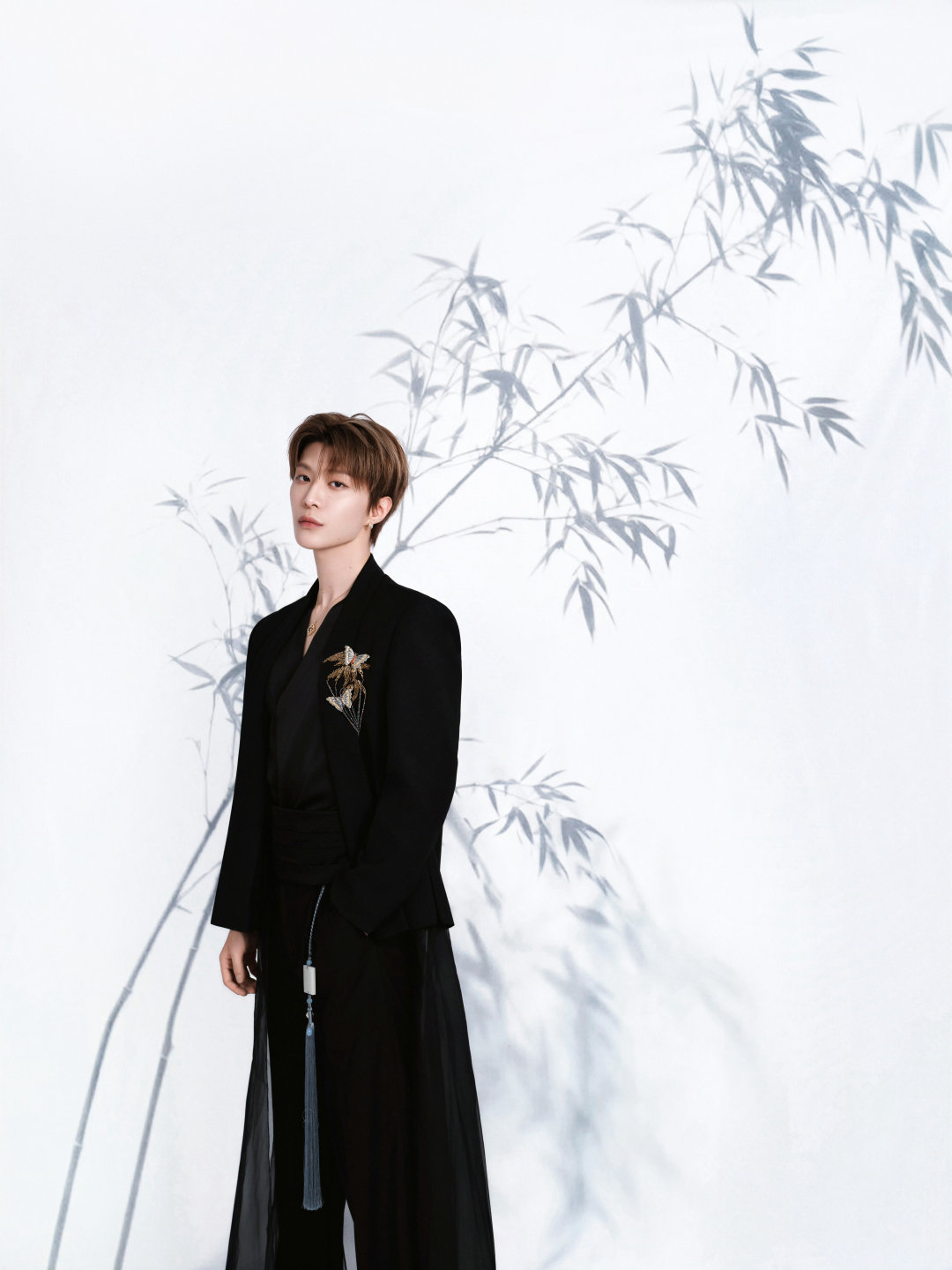 范丞丞范丞丞花西子彩妆代言人2026.6.1上班卡愿时光能缓，愿你笑靥如花💖