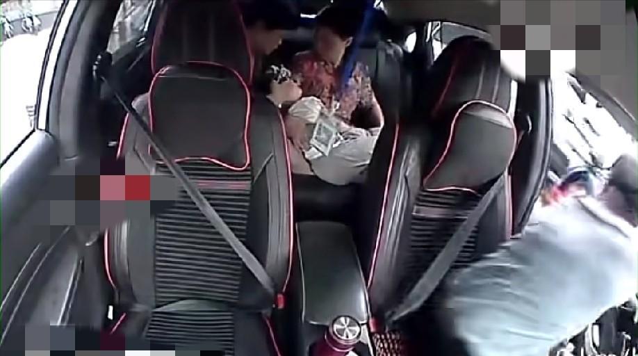 近日，家住汉口民生路的3岁女童在和奶奶嬉闹时突然倒地晕厥，家人立即拨打120，被
