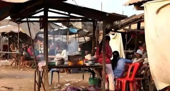 有些国家穷，是很难理解的，就比如柬埔寨，18万平方公里的土地，75%是平原，人口