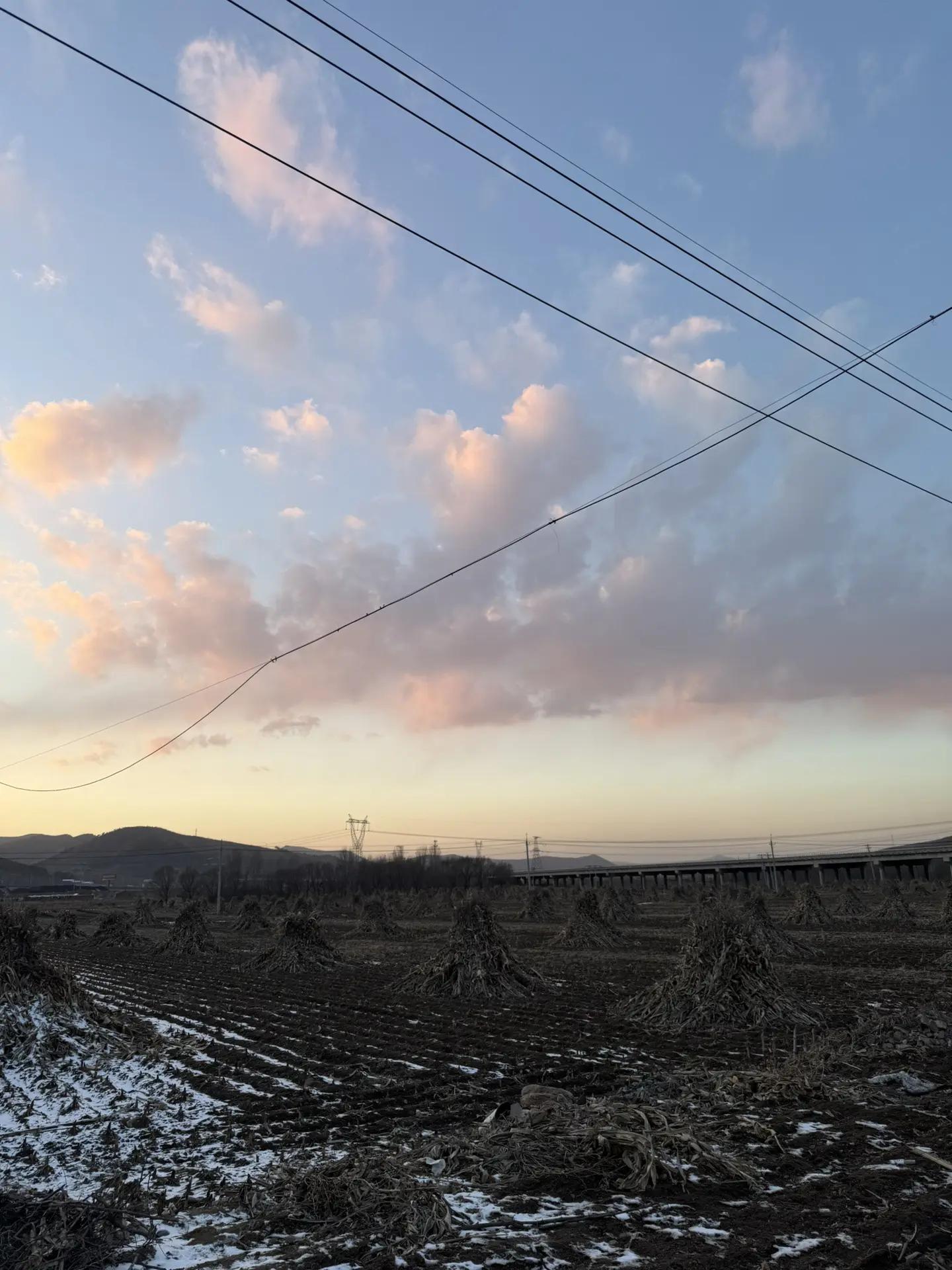 好漂亮的天，就是🥶冷