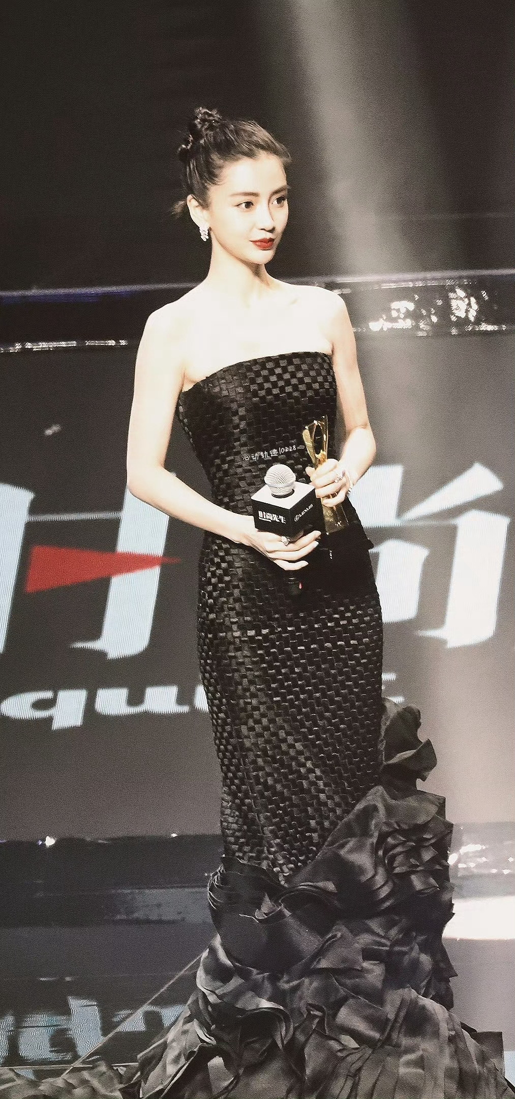 angelababy angelababy “遇见你是故事的开始 走到底是余生的