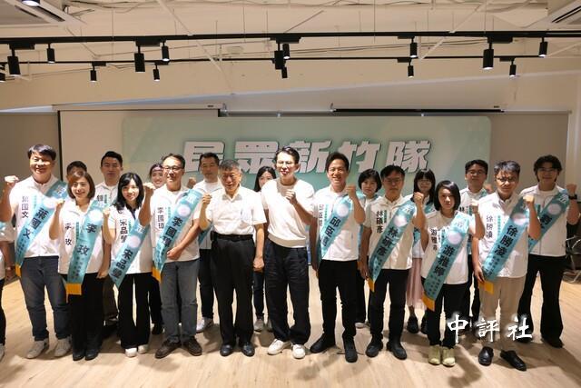 白营新竹爆炸式　柯文哲勤跑冲刺
台湾民众党创党主席柯文哲数月来频回新竹老家辅选，