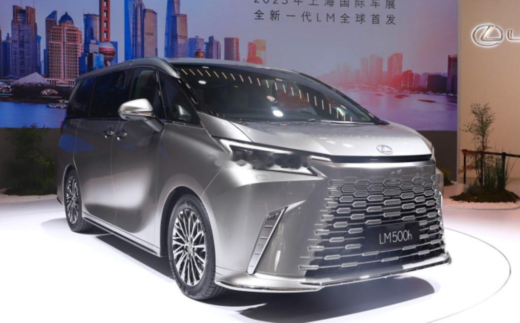 雷克萨斯LM还在加价~~~不加个几十万提不了车！！！您说这是为什么呢？？？# 海