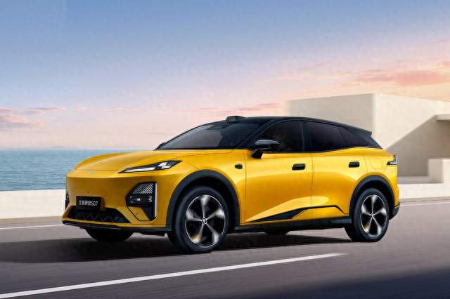 限时14.99万起，深蓝S07 AI激光版上市！配领航辅助，续航725km