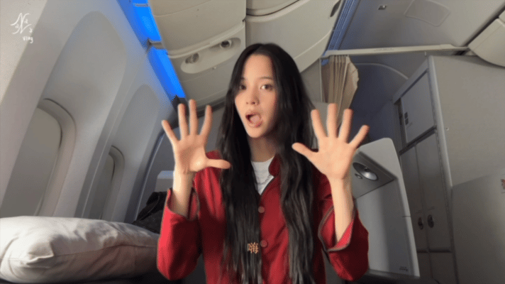 这期巴黎vlog简直是穿越回 留学时期！吃着冰淇淋就能手舞足蹈的娜娜和当年波士顿