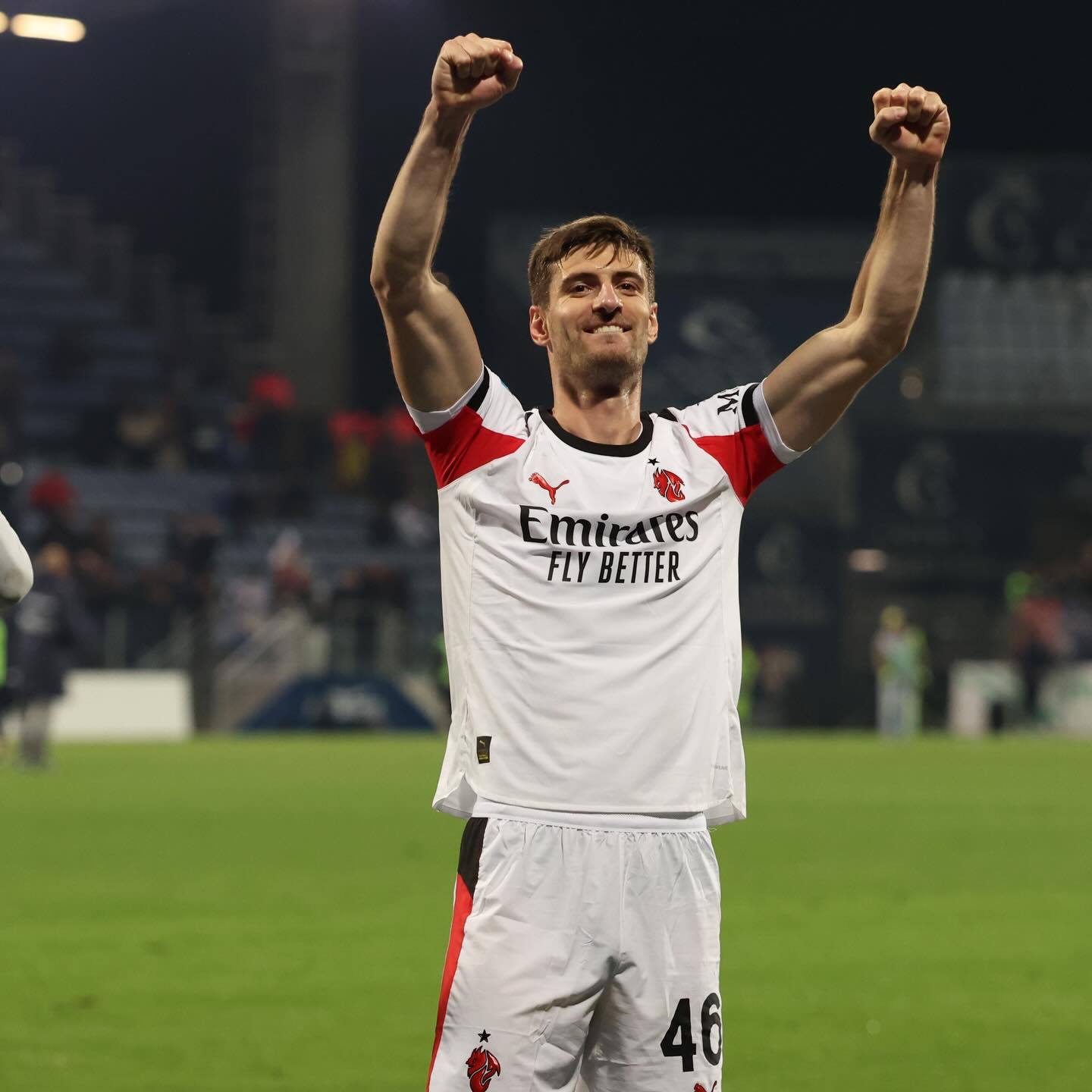 【加比亚🇮🇹】 “伟大的胜利，男孩们！💪🏻✅我们作为一个团队，一直保持团